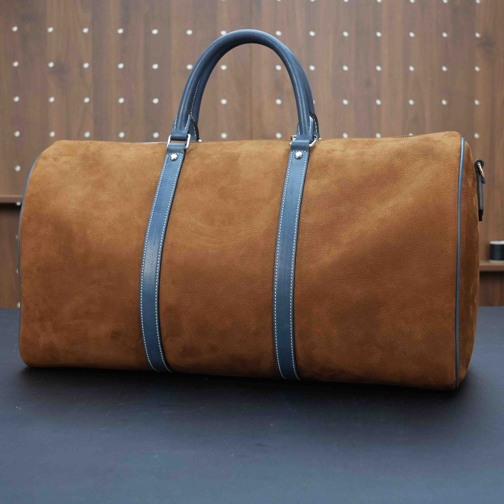 Caramel Sand Full Grain/ Azure Blue Duffel 47 Silver